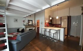 coquet studio en mezzanine