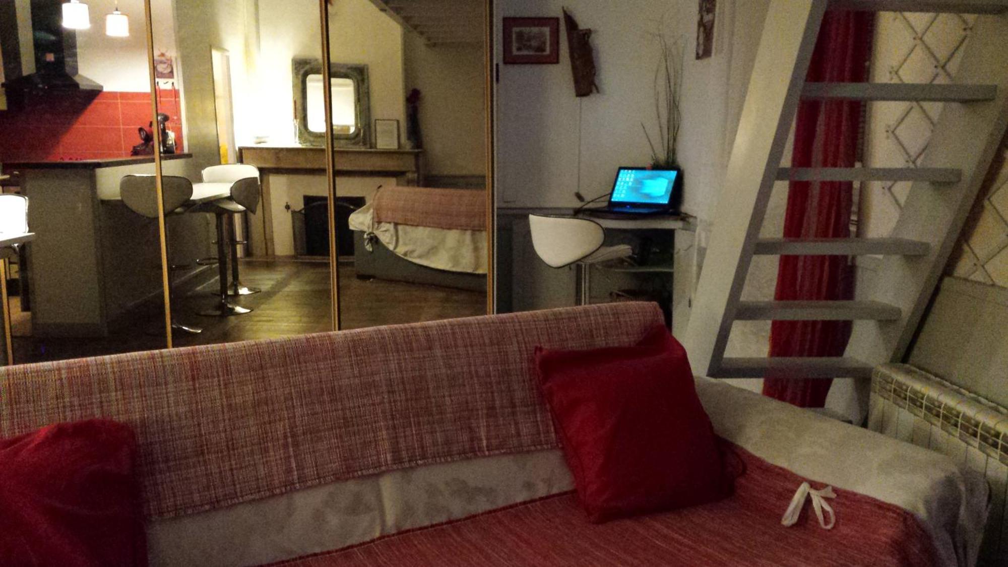 Coquet Studio En Mezzanine Nuit Pour 2 Personnes Saint-Girons  Extérieur photo