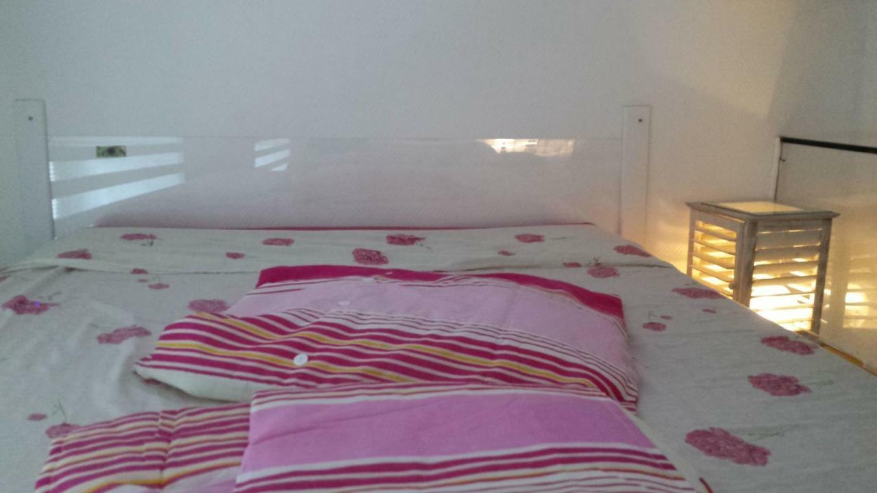 Coquet Studio En Mezzanine Nuit Pour 2 Personnes Saint-Girons  Extérieur photo