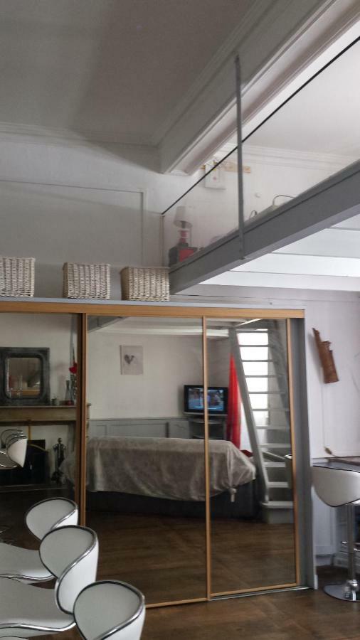 Coquet Studio En Mezzanine Nuit Pour 2 Personnes Saint-Girons  Extérieur photo